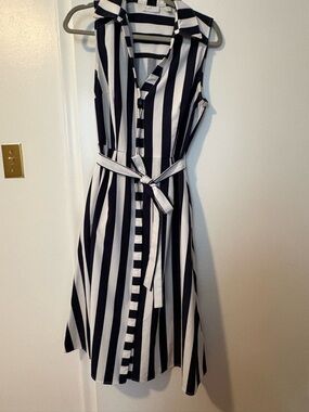 New York & Company Black and White Striped Sleeveless Midi Shirt Dress
